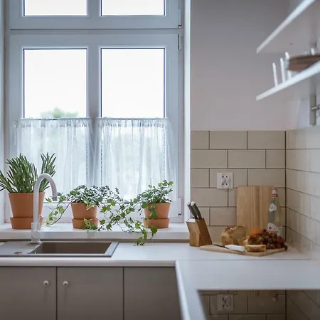 Apartment Top Host 2 *